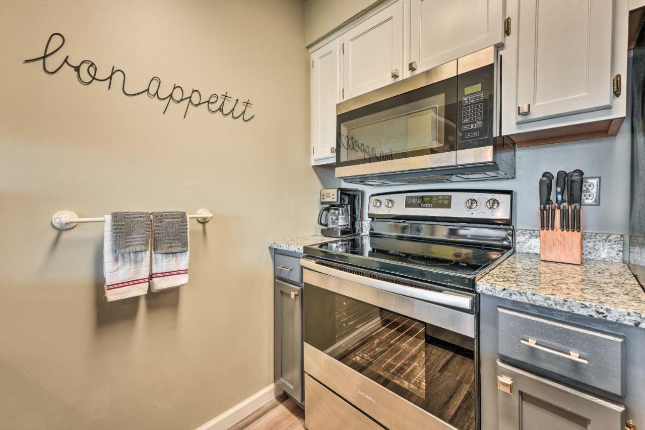Inviting Branson West Condo With Pool Access Exterior photo