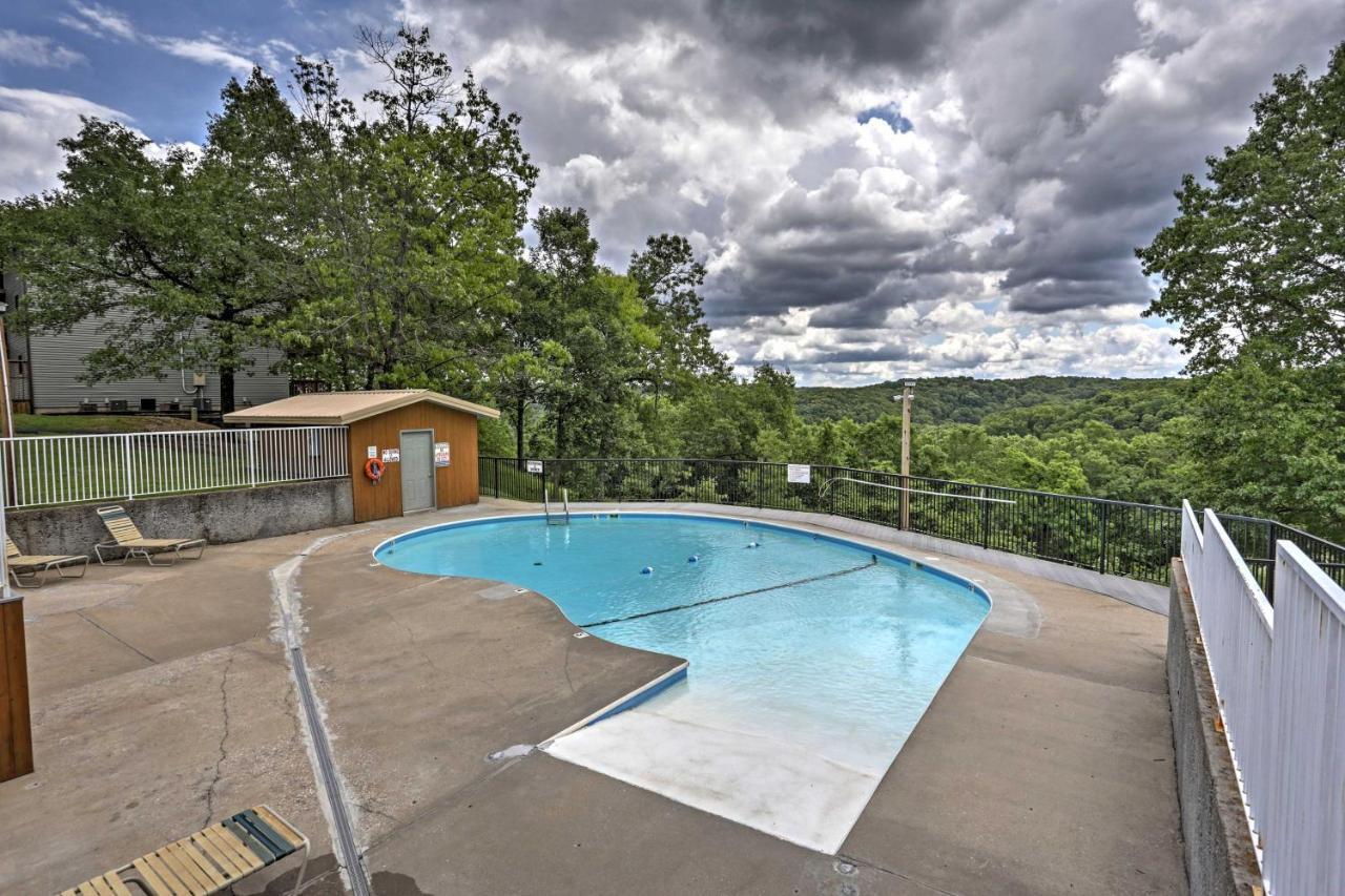 Inviting Branson West Condo With Pool Access Exterior photo
